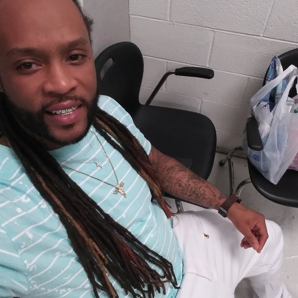 Meet your Posher, Tory - Picture 13 of 16